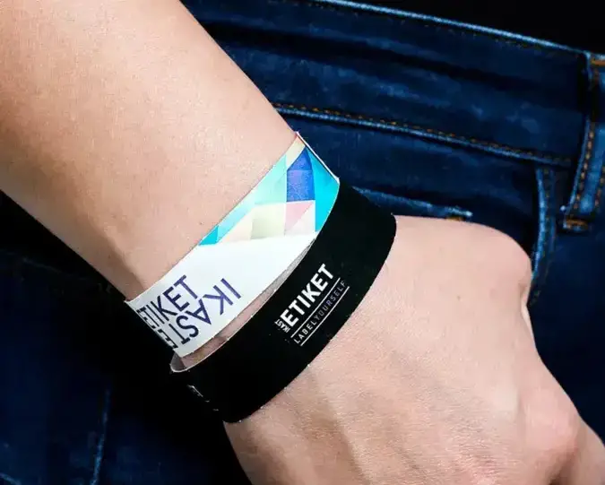 Tyvek Bänder farbig bedrucken