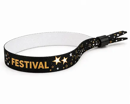 Schwarze Festivalbändchen mit goldenen Sternen